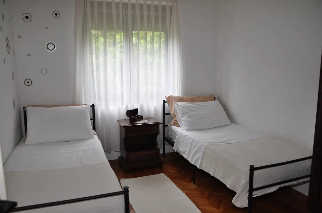 Apartment Holiday Home Bakija Pakostane